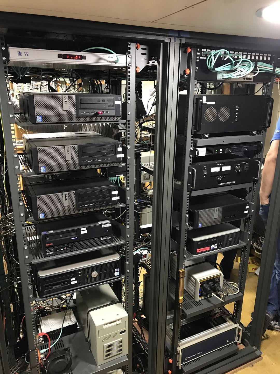 Server Room Rearrangement